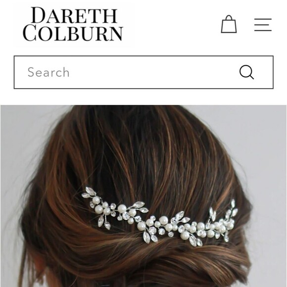 Dareth Colburn Emmy Floral Backpiece - Picture 6 of 12